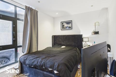 1 bedroom ground floor flat for sale, Corner Hall, Hemel Hempstead, Hertfordshire, HP3