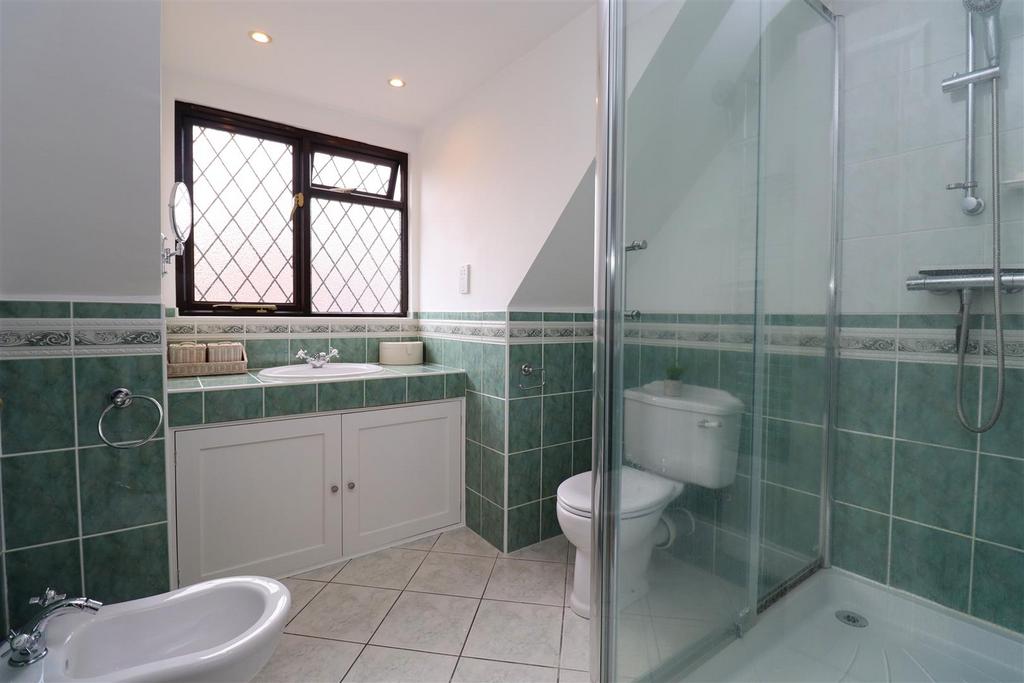 En Suite (Bed 1)