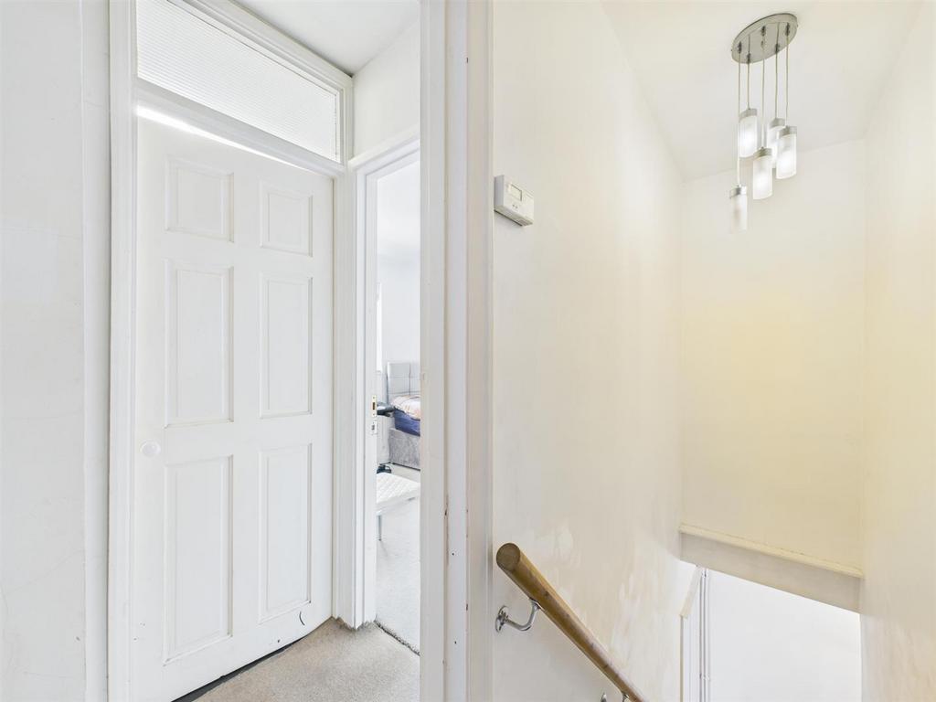 CAM02885 G0-PR0509-STILL013.jpg