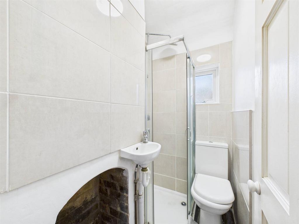 CAM02885 G0-PR0509-STILL017.jpg