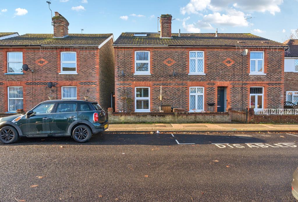 1384338-9-692ec43...