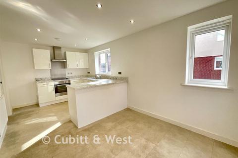 3 bedroom detached house for sale, Turret Avenue, Havant, Hampshire