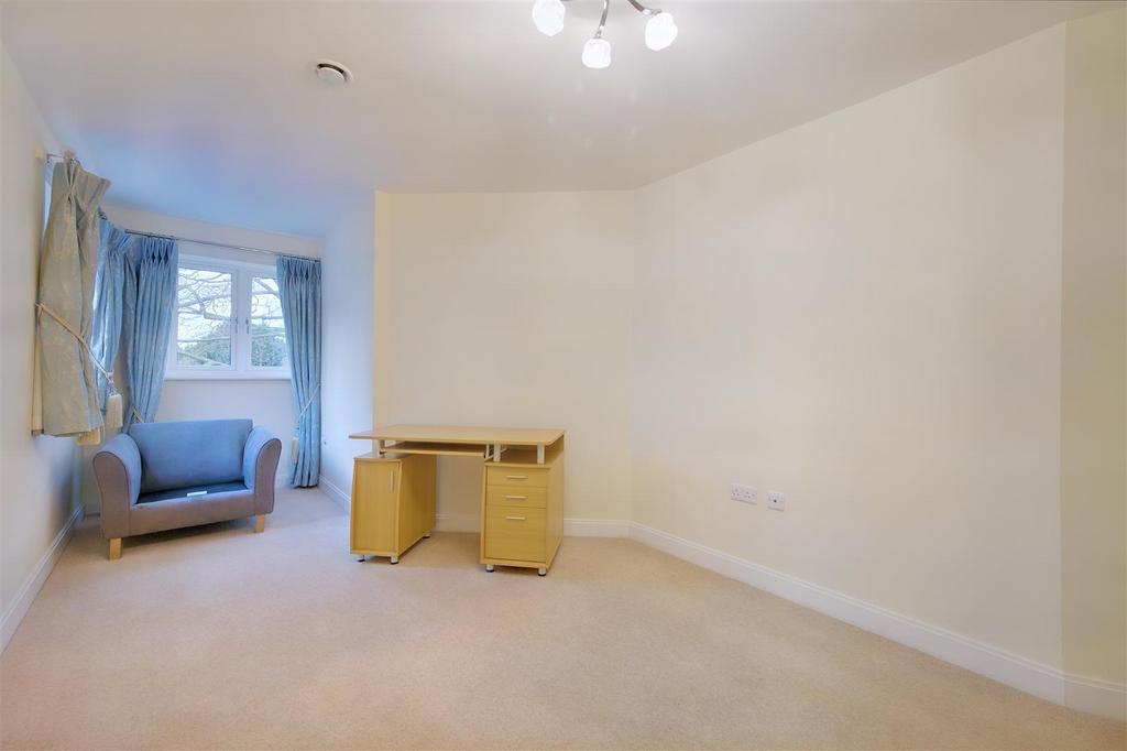 8538943-interior33.JPG