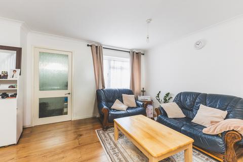 undefined, Goodwin Close, Mitcham CR4