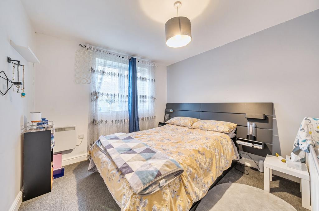 1387742-8-693add9...