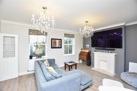 undefined, Rockbourne Road, Hook RG27