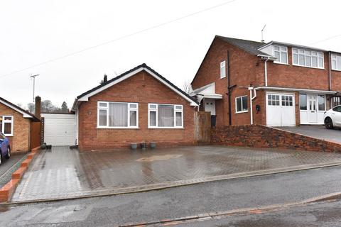 2 bedroom detached bungalow for sale, Kingswood Road, KINGSWINFORD DY6