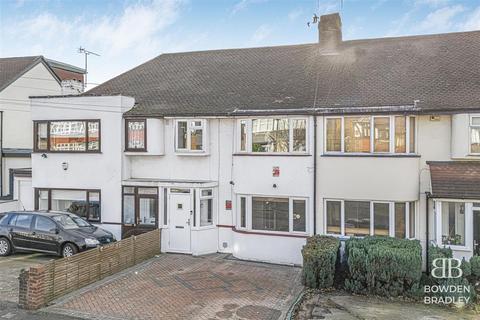 3 bedroom house for sale, Portman Drive, Woodford Green, IG8