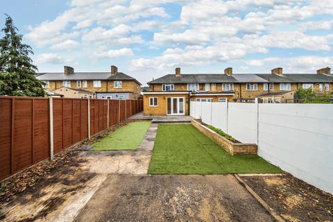 undefined, Peterborough Road, Carshalton SM5