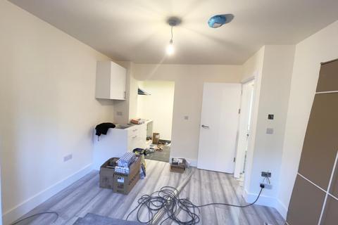undefined, Platinum Court, Cephas Avenue, Stepney Green
