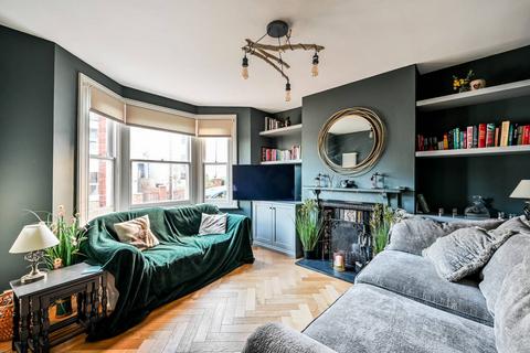 undefined, Cheselden Road,, Guildford, GU1