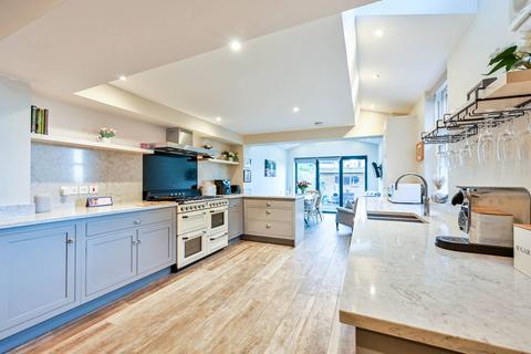 undefined, Cheselden Road,, Guildford, GU1