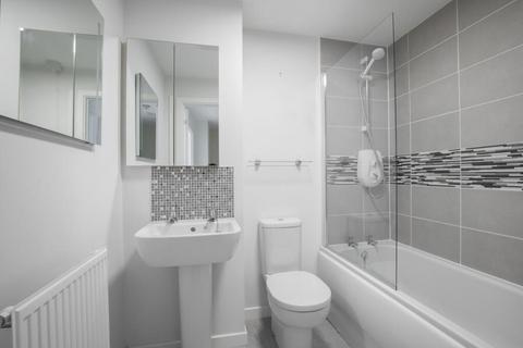 4 bedroom terraced house to rent, 10 Ledbury Court, Cheltenham