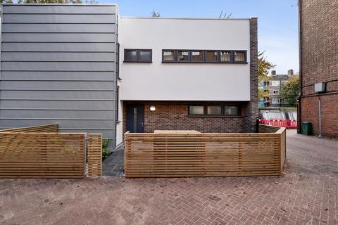 undefined, Rosbud Mews, Jamaica Road, SE16