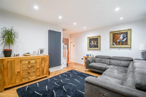 undefined, Gales Ground, Marlborough, Wiltshire, SN8