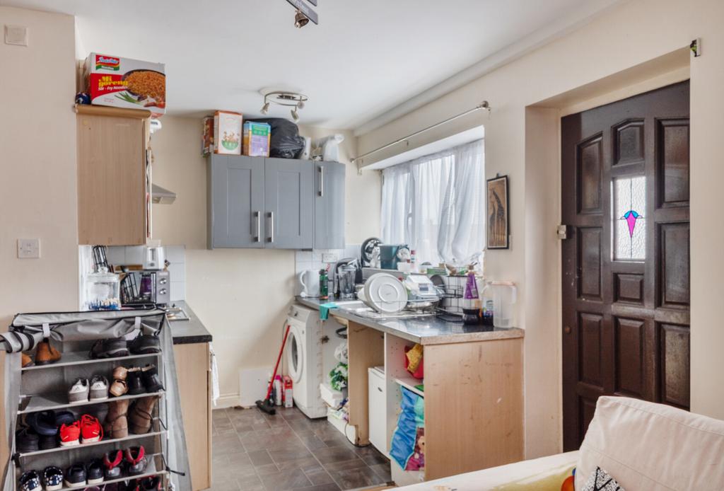 1388186 12 693814...