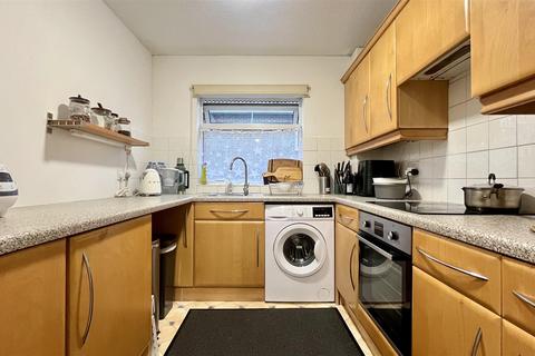 undefined, Overton Road, Sutton SM2