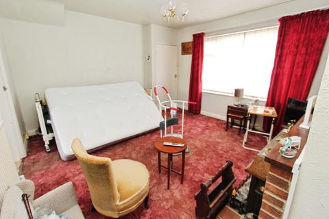 3 bedroom semi-detached house for sale, Spencer Avenue, Nottingham, NG10