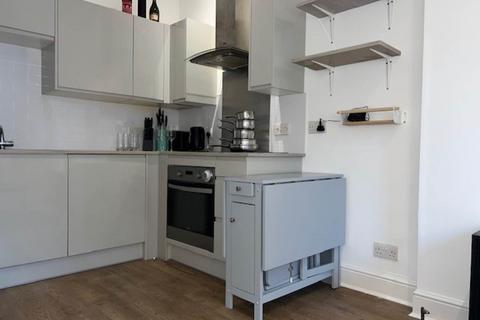 undefined, Wardlaw Street, ,