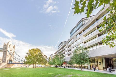 undefined, Crown Square, London SE1