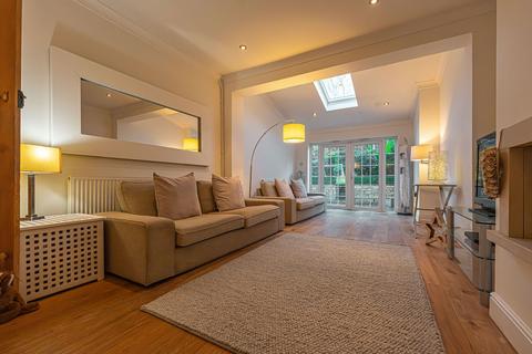 3 bedroom semi-detached house for sale, Maesderwen Crescent, Pontymoile, NP4