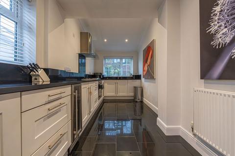 3 bedroom semi-detached house for sale, Maesderwen Crescent, Pontymoile, NP4