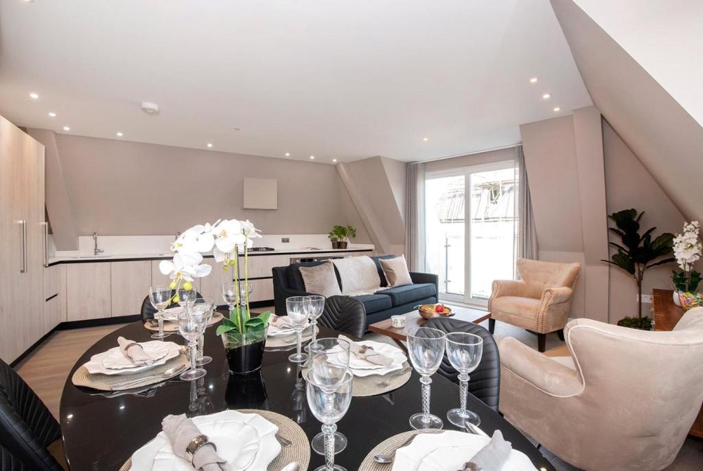 Woodlands-golders-green-nw11