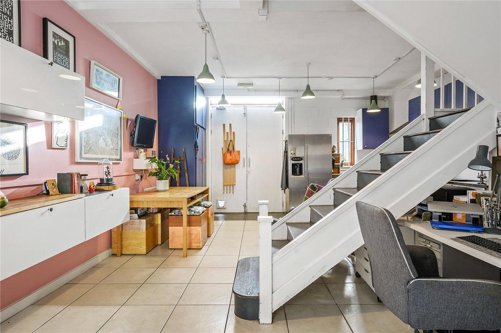 Kitchen/Reception