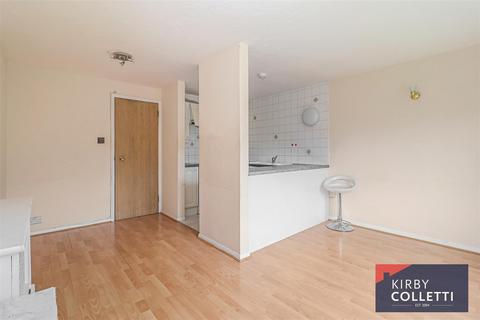 undefined, Maltby Drive, Enfield