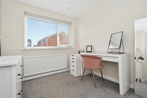 3 bedroom semi-detached house for sale, Sandgate Drive, Kippax, Leeds, West Yorkshire