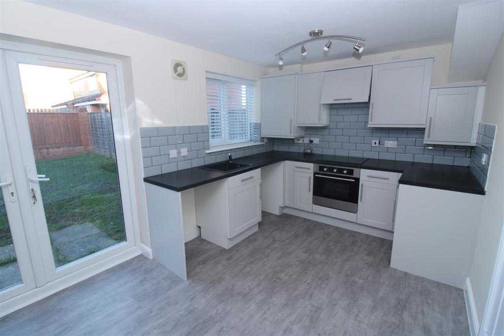 Fitted Dining Kitchen
