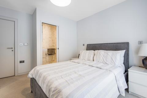 3 bedroom apartment to rent, Hawthorne Crescent Greenwich SE10