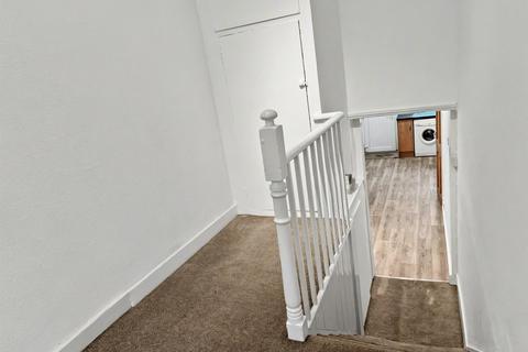 undefined, Hersham Road, Walton-on-Thames KT12