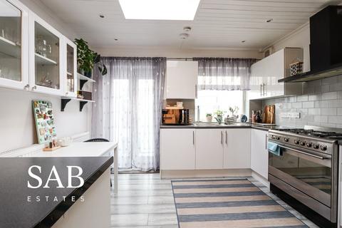 undefined, Oldfield Lane South, Greenford, UB6
