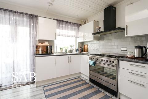 undefined, Oldfield Lane South, Greenford, UB6