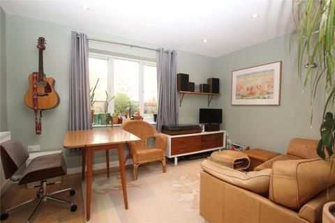 undefined, Ravine Grove, Plumstead Common, SE18