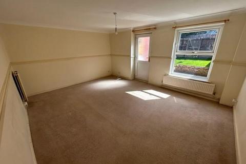 3 bedroom terraced house for sale, Launcelot Close, Andover