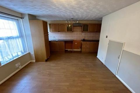 3 bedroom terraced house for sale, Launcelot Close, Andover