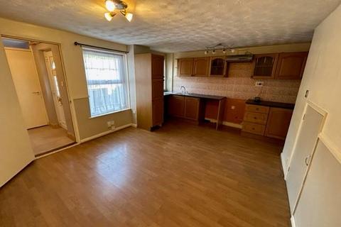 3 bedroom terraced house for sale, Launcelot Close, Andover