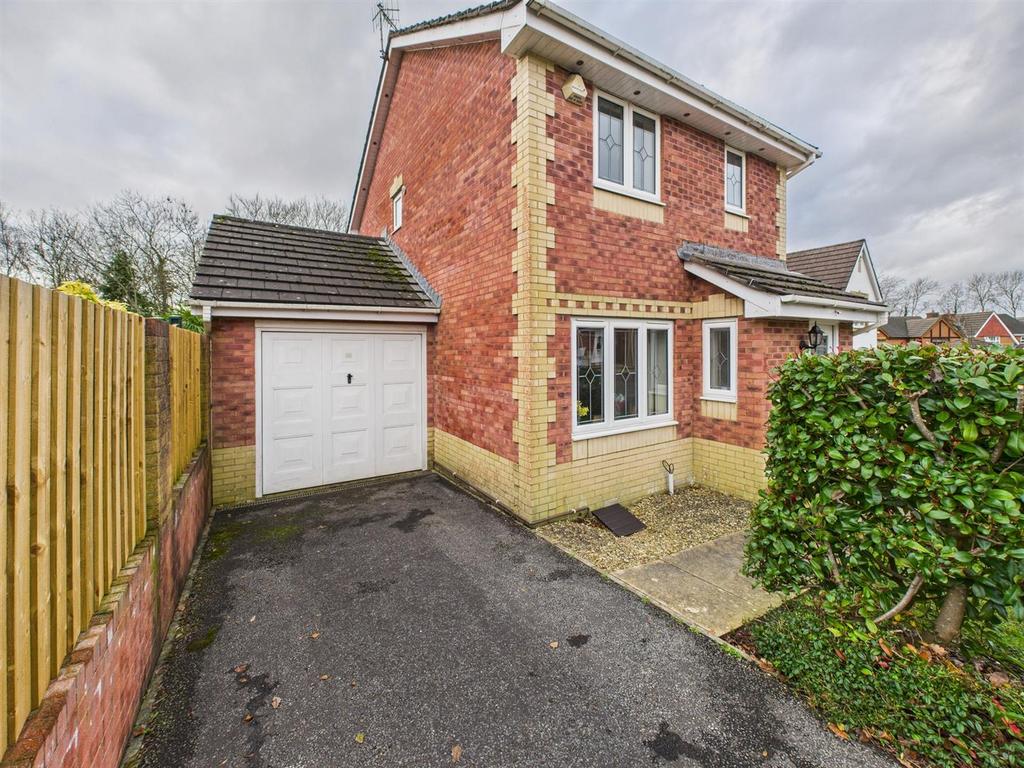 CAM02295 G0-PR0362-STILL023.jpg