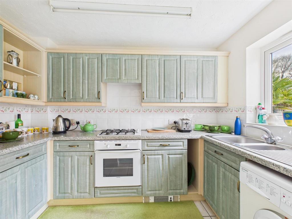 CAM02295 G0-PR0362-STILL006.jpg