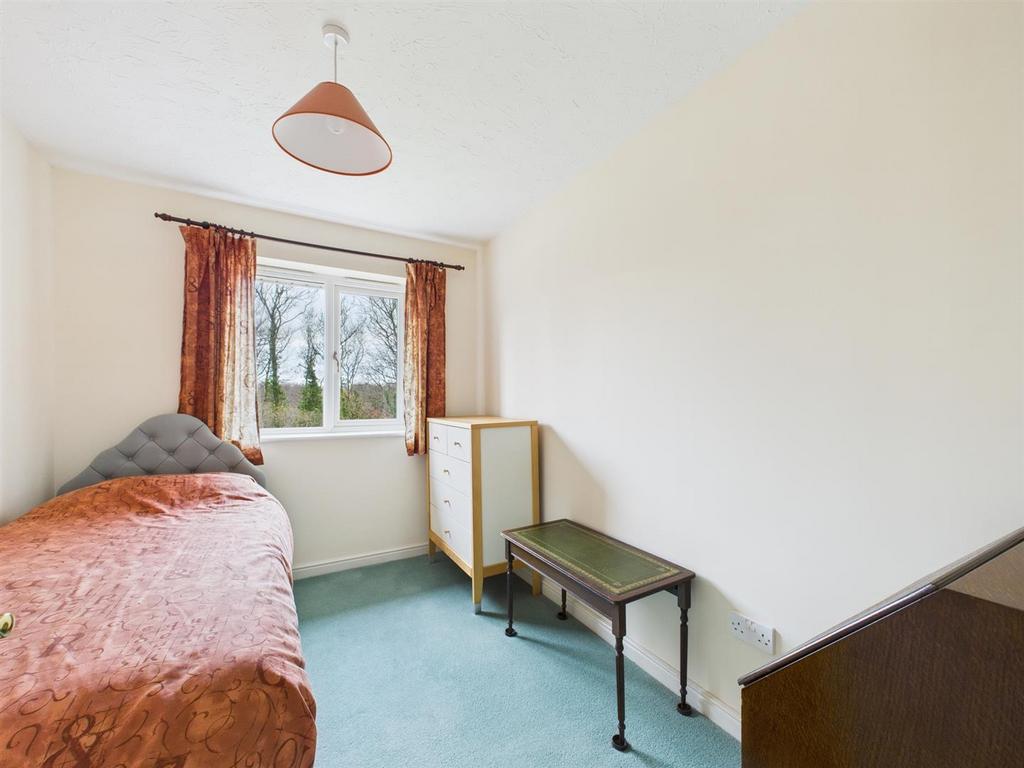 CAM02295 G0-PR0362-STILL016.jpg