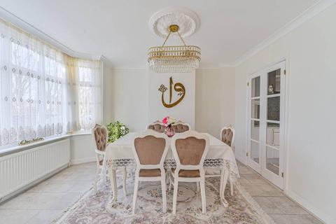 4 bedroom semi-detached house for sale, Calmont Road, Bromley, BR1
