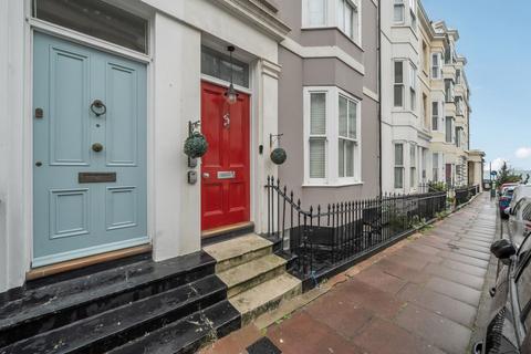 undefined, Brighton BN2