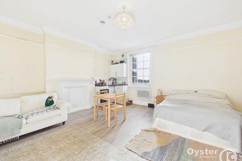 undefined, Finchley Road, London, NW3