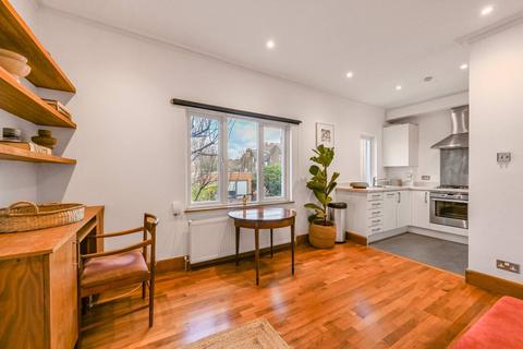 1 bedroom flat for sale, Sumatra Road, West Hampstead, London, NW6
