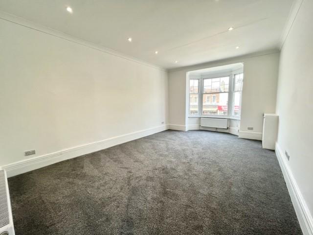Photo 02