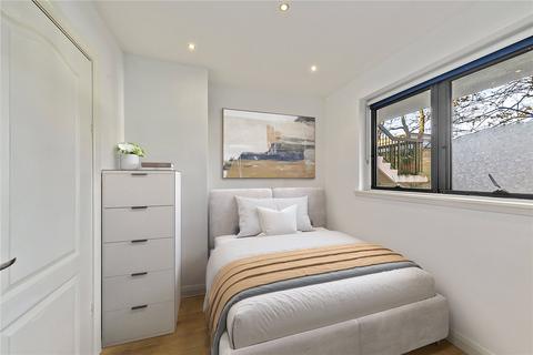 undefined, Union Court, Richmond, TW9