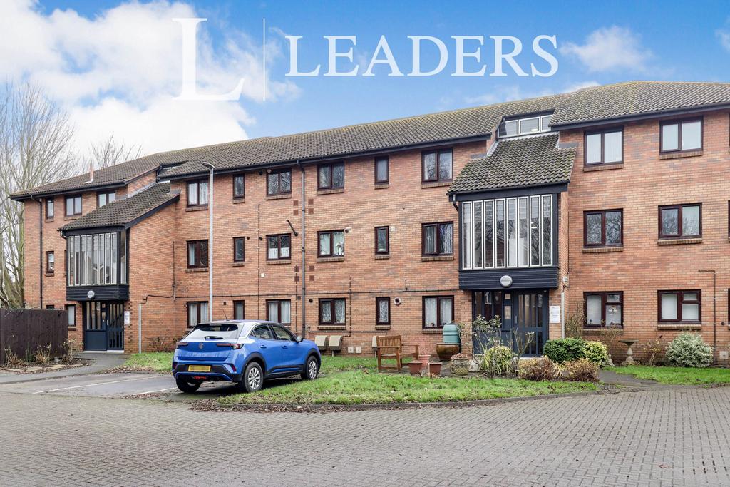 Staveley Court
