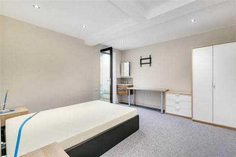 undefined, Cavendish Road, London, SW12